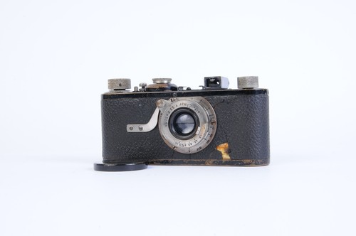 Leica elamr - leica, a)
